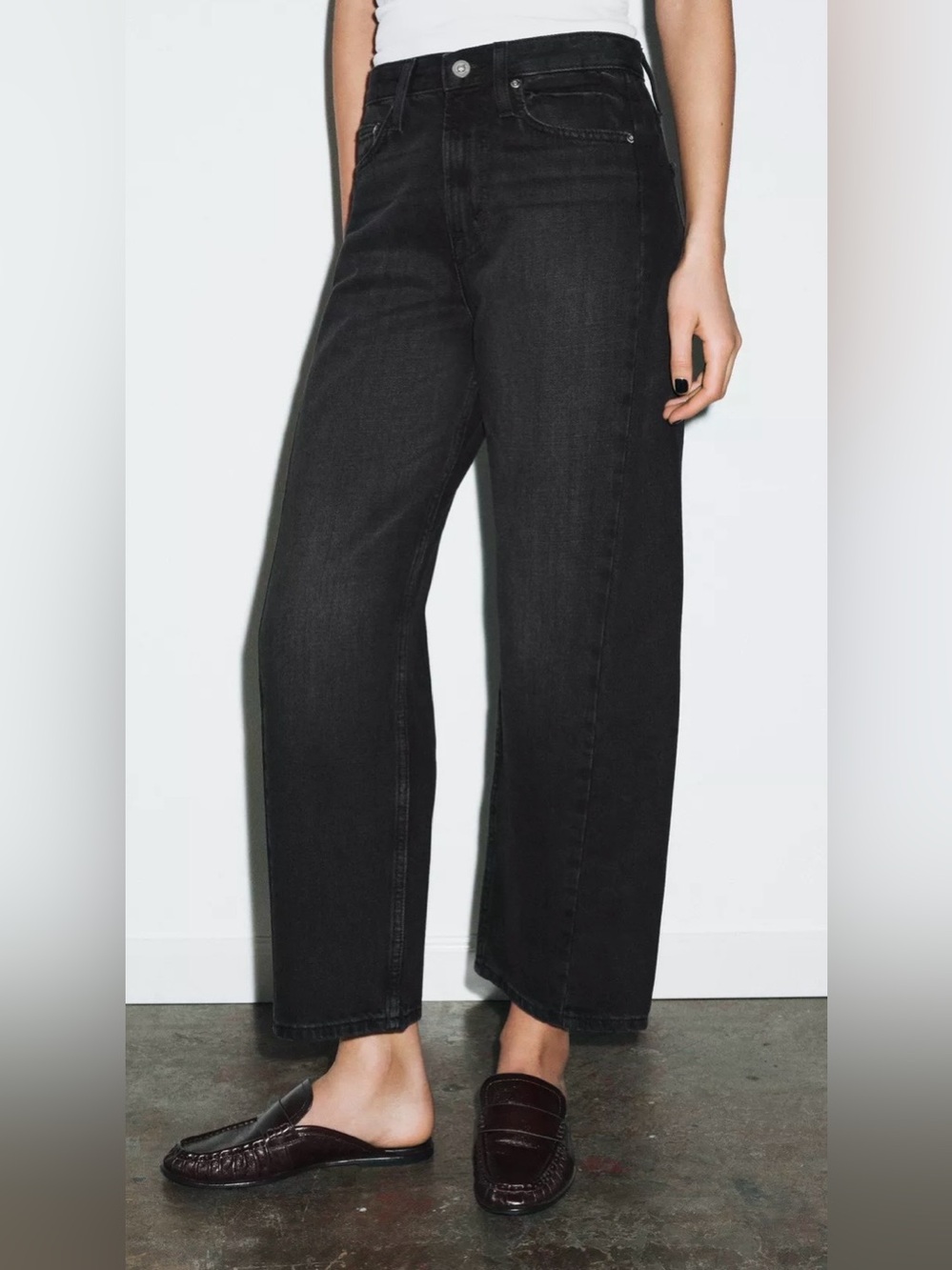 Zara Mid Rise Relaxed Jeans Washed Black 100% Cotton Size 10